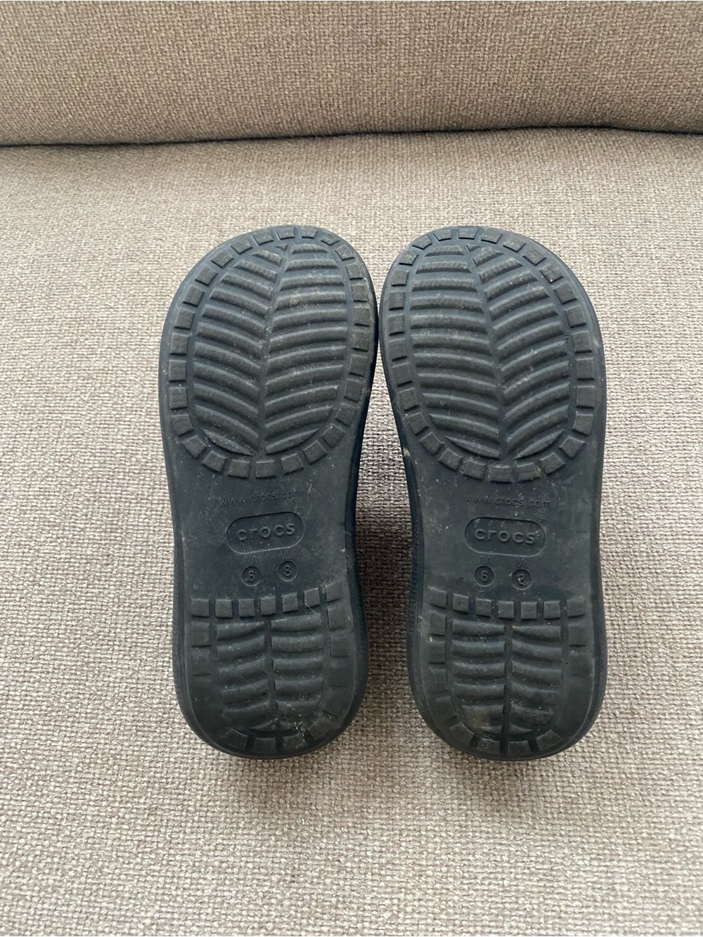 CROCS Women's Black Double-Strap Platform Slide Sandals - Picture 7 of 7